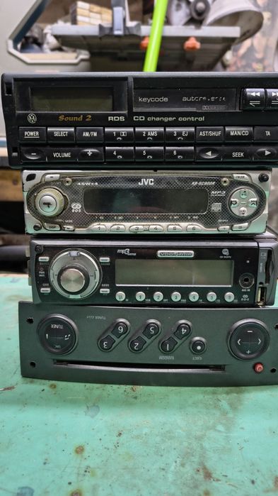 Продам разные магнитолы