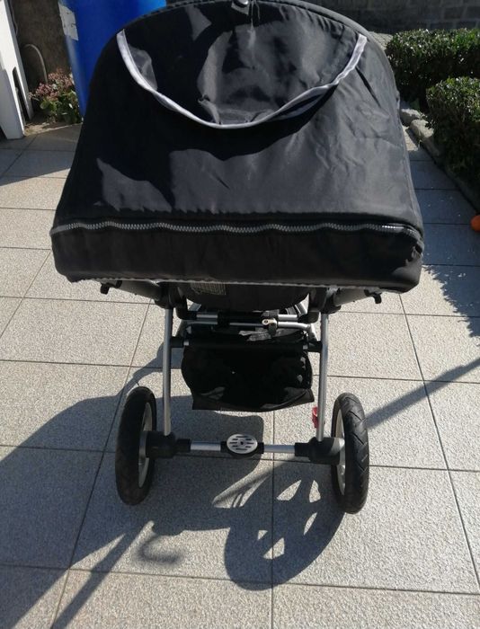 Carrcarrinho de bebê da zippy em ótimo estado