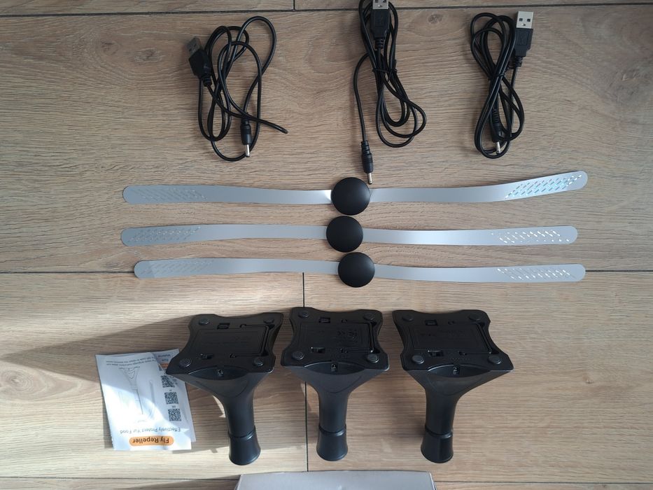 Odstraszacz przeciwko komarom, muchom, osom, pająkom, PTHTECHUS - 3szt