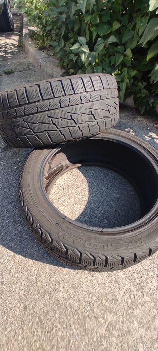 продам резину 225/45r17
