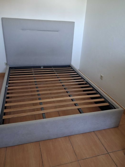 Cama casal estofada