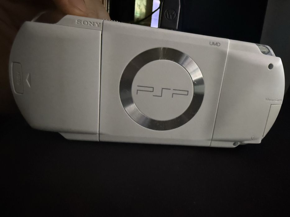 Psp Fat Branca + Carregador