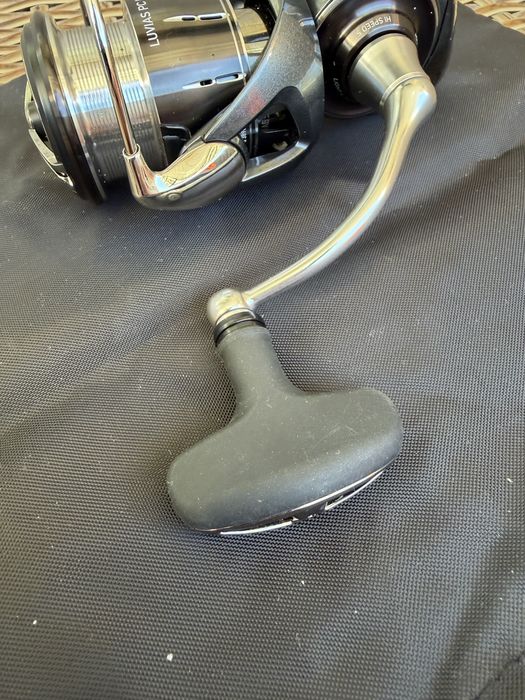 Daiwa 24 Luvias PS LT2500-H