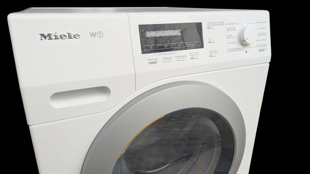Преміум пральна машина Miele WKB130 8kg відпарювання текстове меню | 8