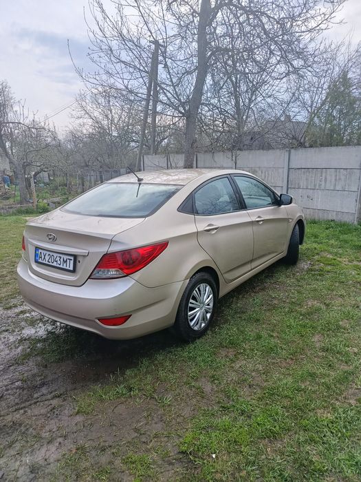 Продам хендай акцент