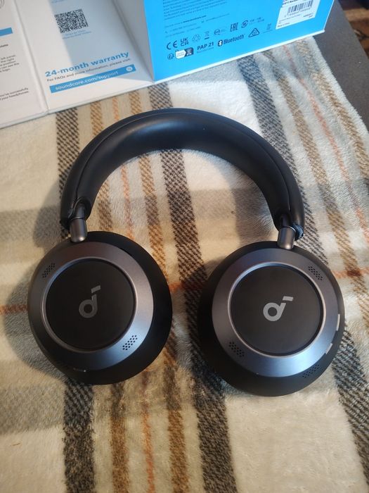 Sprzedam słuchawki soundcore one  pro