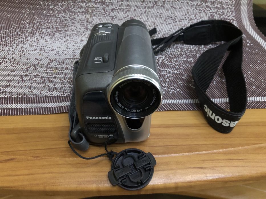 Видеокамера - Panasonic NV-GS25