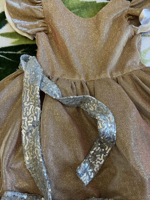 Новорічне плаття для дівчинки 116 см