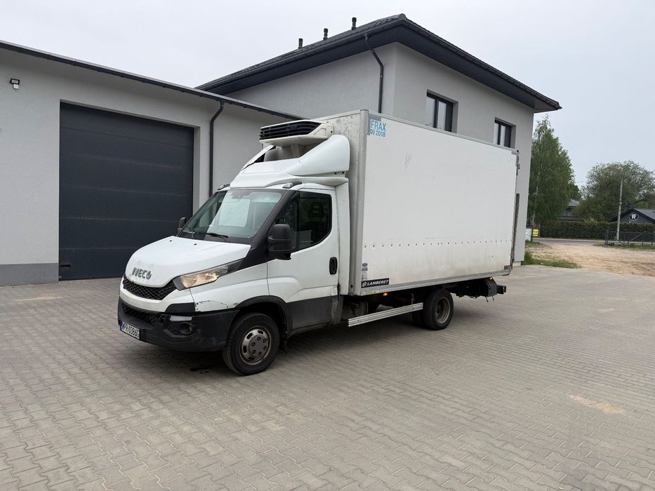 Iveco Daily 50c15 winda  Iveco daily agregat  3,0 silnik chłodnia winda kontnere