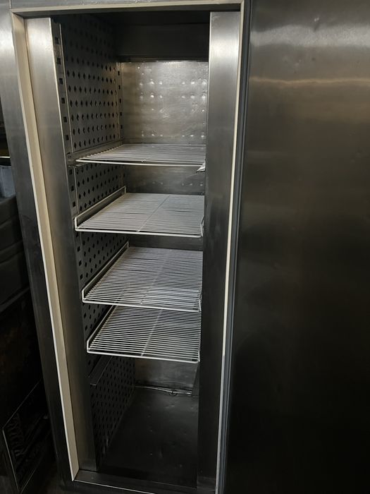 Arca Armário Frigorifico de refrigeracão em inox vertical