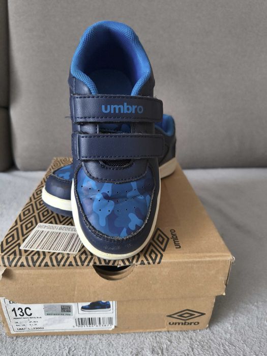 buty chłopięce Umbro rozmiar 31