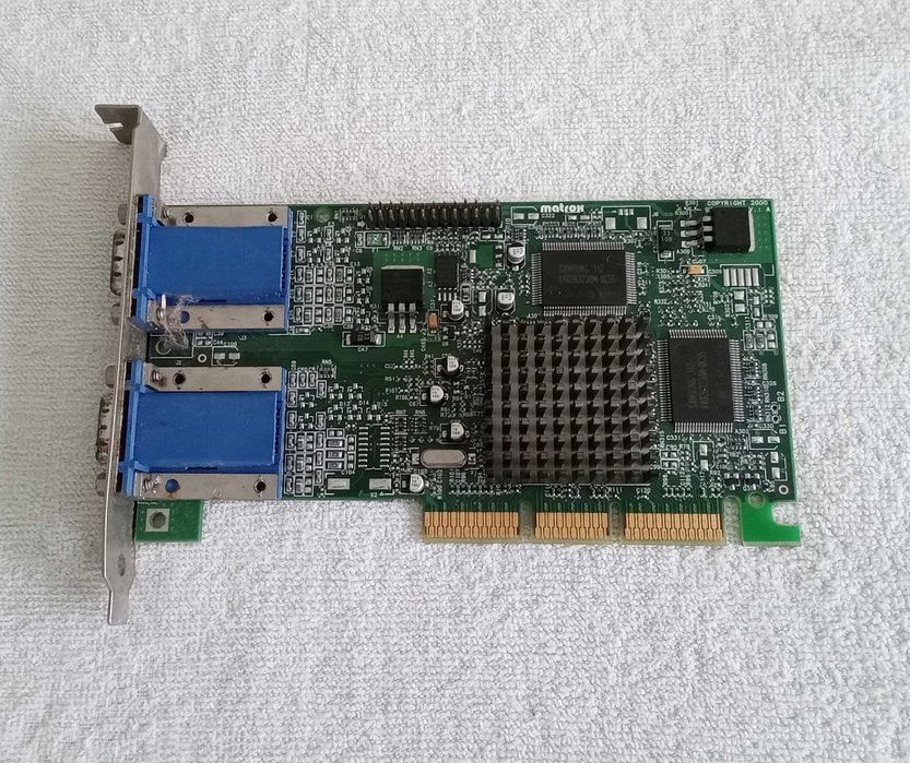 [PC Vintage] Placa Gráfica Matrox Millennium G450 32MB