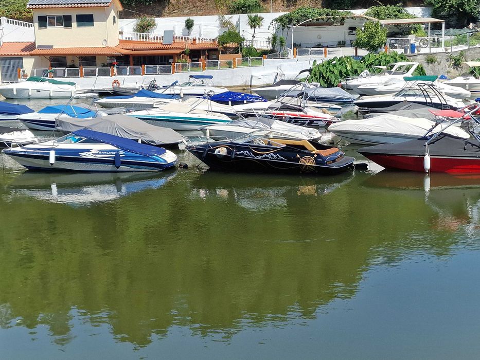 Barco maxum V.6 .