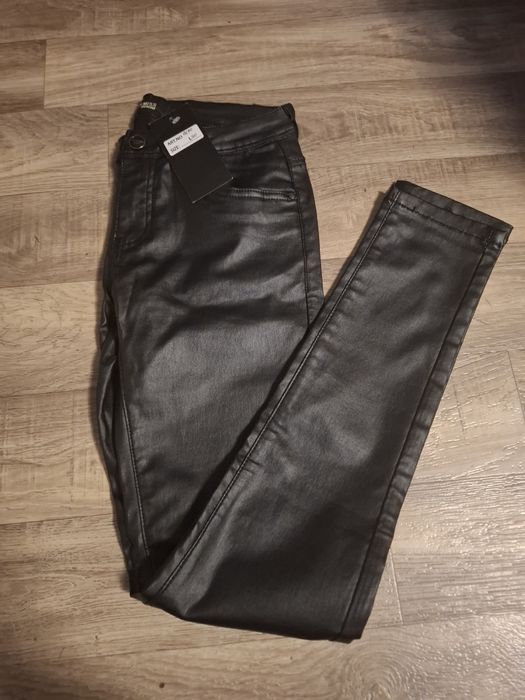 Okazja! Spodnie nowe ze skórki