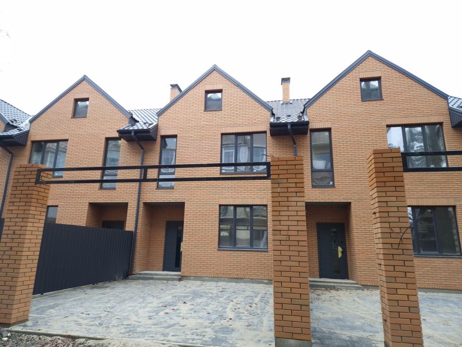 ЄОселя Розтермінування Таунхаус Ірпінь Центральні комунікації