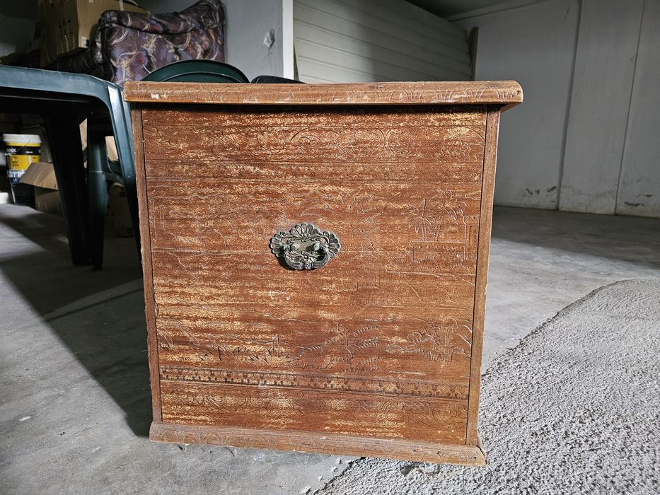 Caixa de madeira arca de madeira