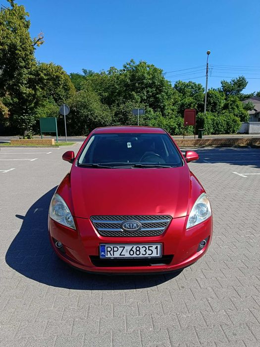 KIA CEED 2007r 120km 1.6 BENZYNA