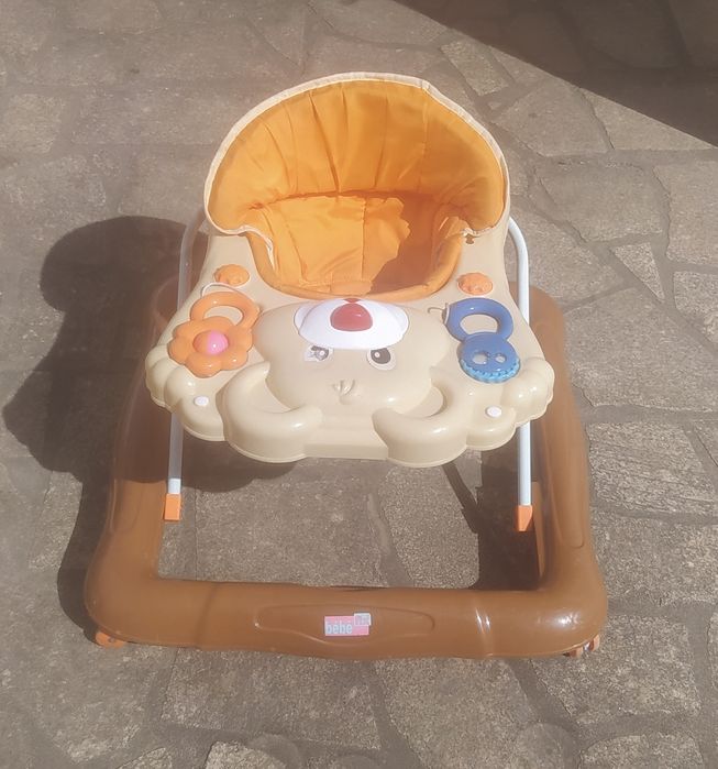 Cadeira/Mesa refeição e aranha de bebé