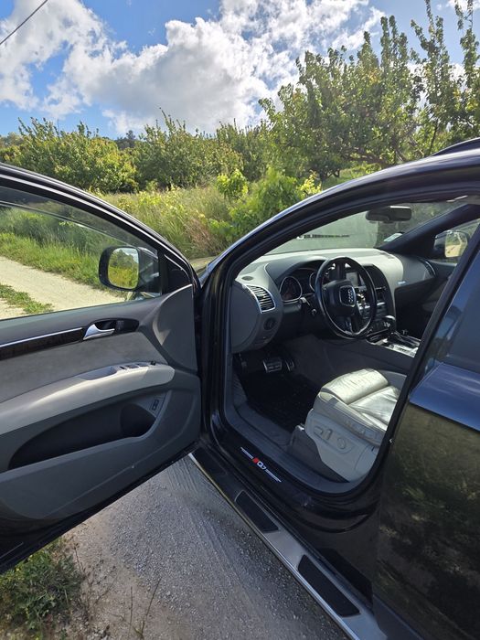 Audi Q7  3.0 V6 TDI