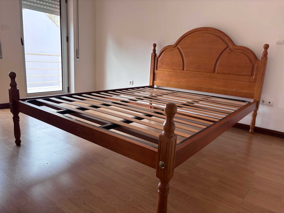 Cama de casal                  .