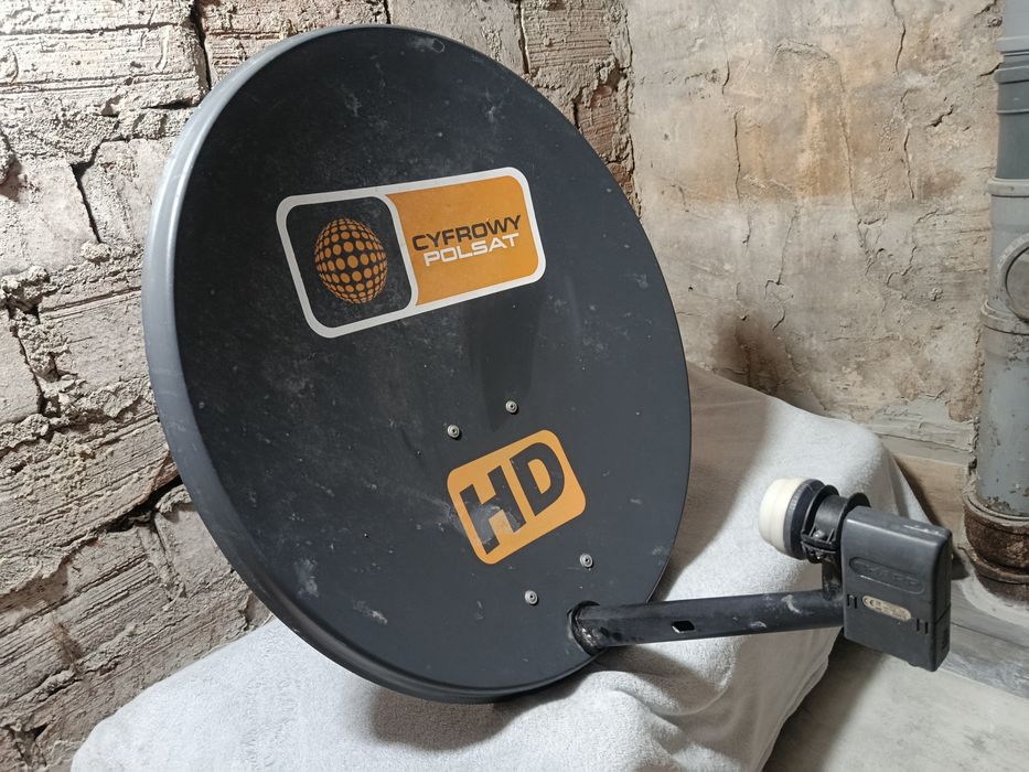 Antena satelitarna Cyfrowy Polsat HD 60 cm + konwerter Sharp Twin LNB
