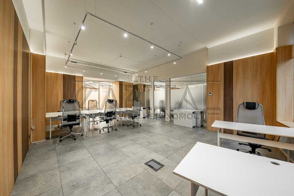 Оренда автономного офісу  250 м² у ЖК A52  вул. Січових Стрільців 44-А