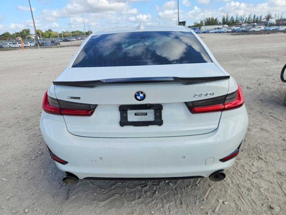 BMW 330XI 2020 гарний стан
