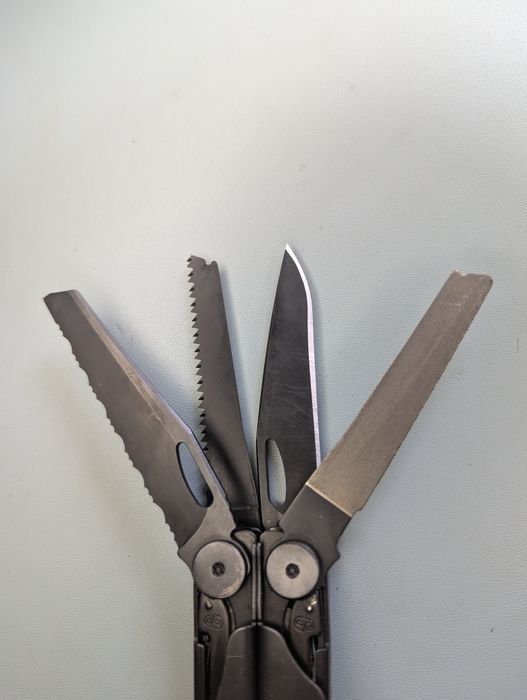 Мультитул Leatherman Wave + plas