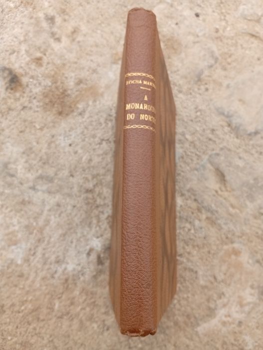 Livro "A Monarquia do Norte"