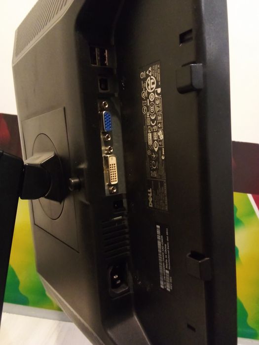 Монитор Dell Professional P190St 19  TN / DVI, VGA, USB