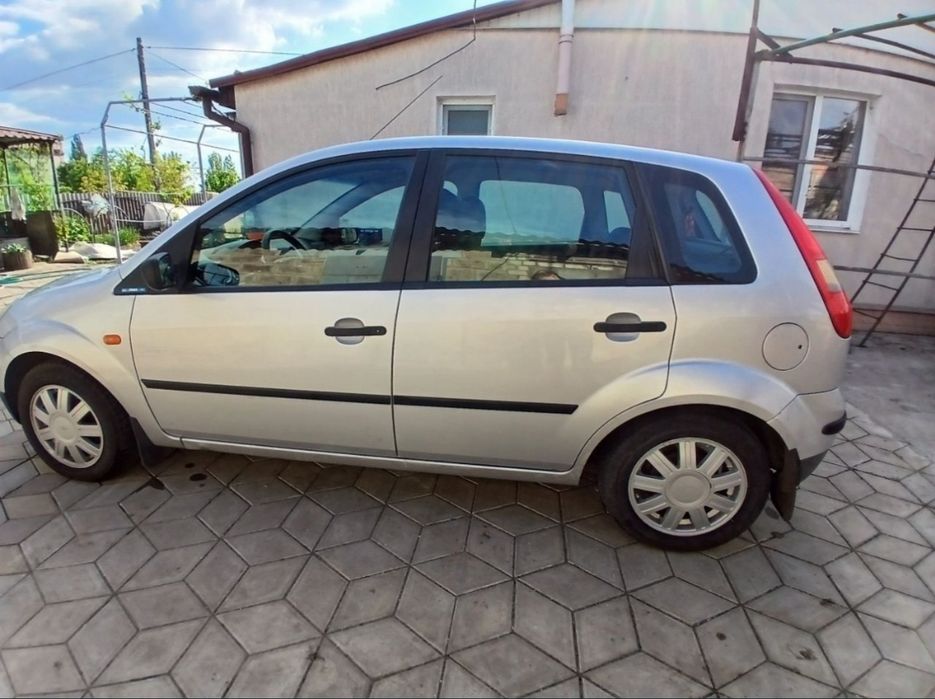 Продам Ford fiesta
