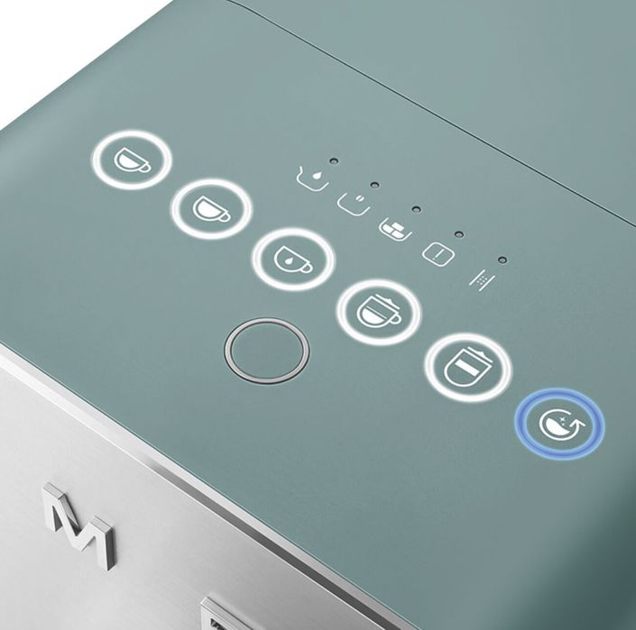 Автоматична кавомашина Smeg BCC13EGMEU