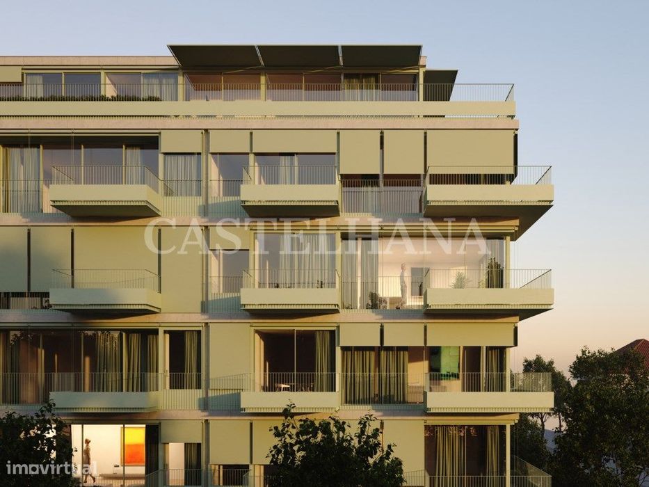 PenthouseT5 com área exterior no Campo Alegre