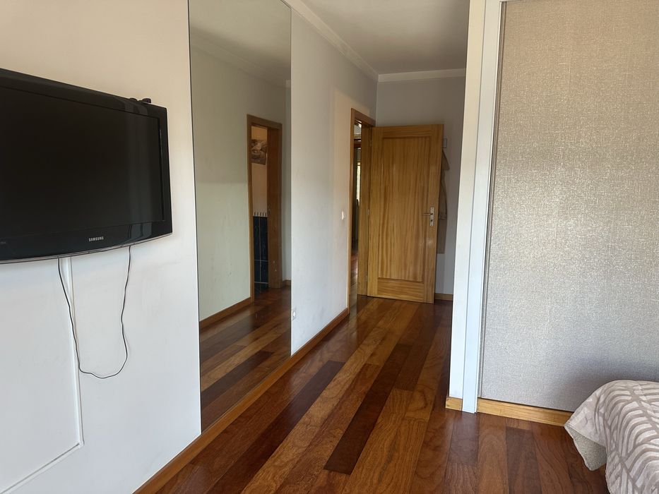 Quarto para arrendar