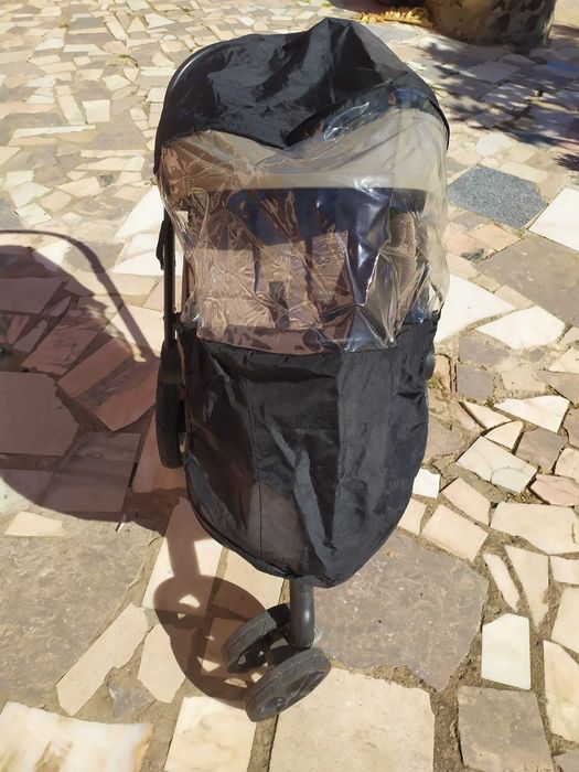 Carrinho de bebé Quinny com ovinho Cybex