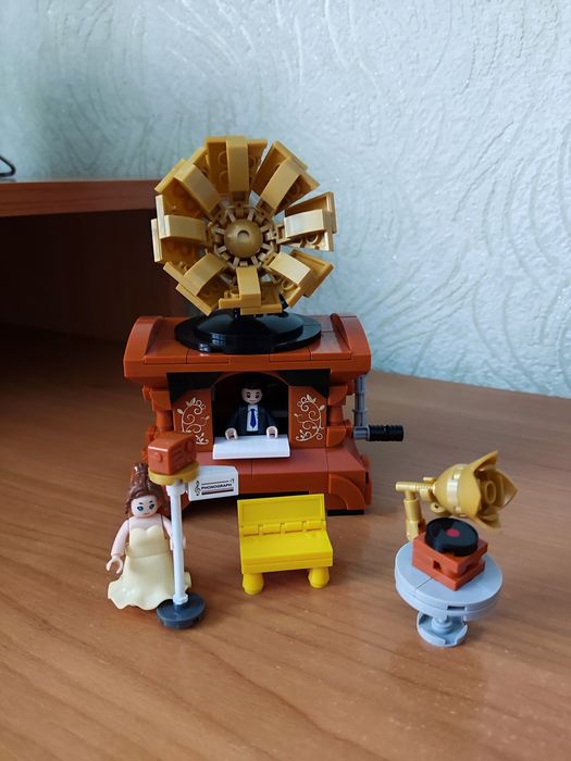Конструктор Лего Lego  Sluban Creator Antique Граммофон Шарманка Патеф