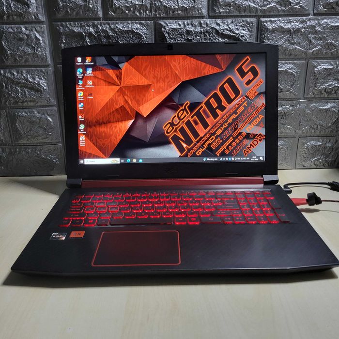 Асеr nitro 5 Ryzen 5 gtx 1650ti 4g 144гц ram 16 ssd 512 бат 92% 4-5ч