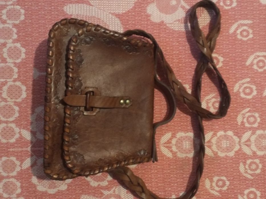 Кожаная сумка женская ручной работы