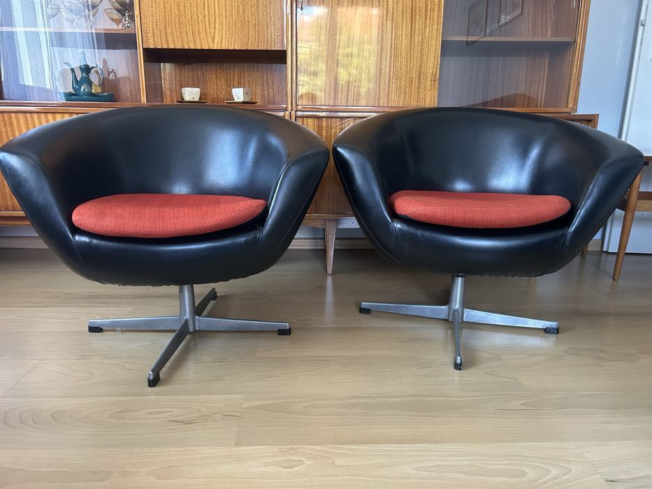 Fotel klubowy PRL obrotowy lata 60