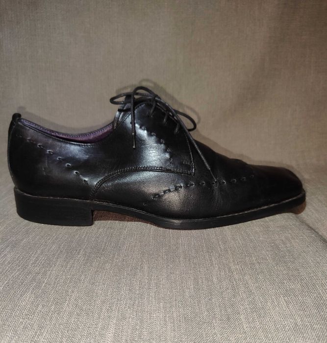 Next Italia eleganckie buty z przeszyciami derby 43