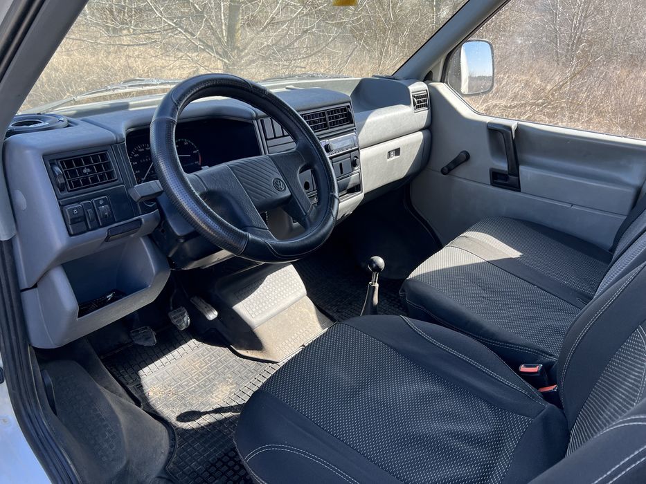 Volkswagen Transporter 2.4 1996, vw t4