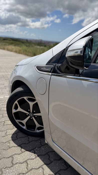 Opel Ampera Hìbrido Plug-in