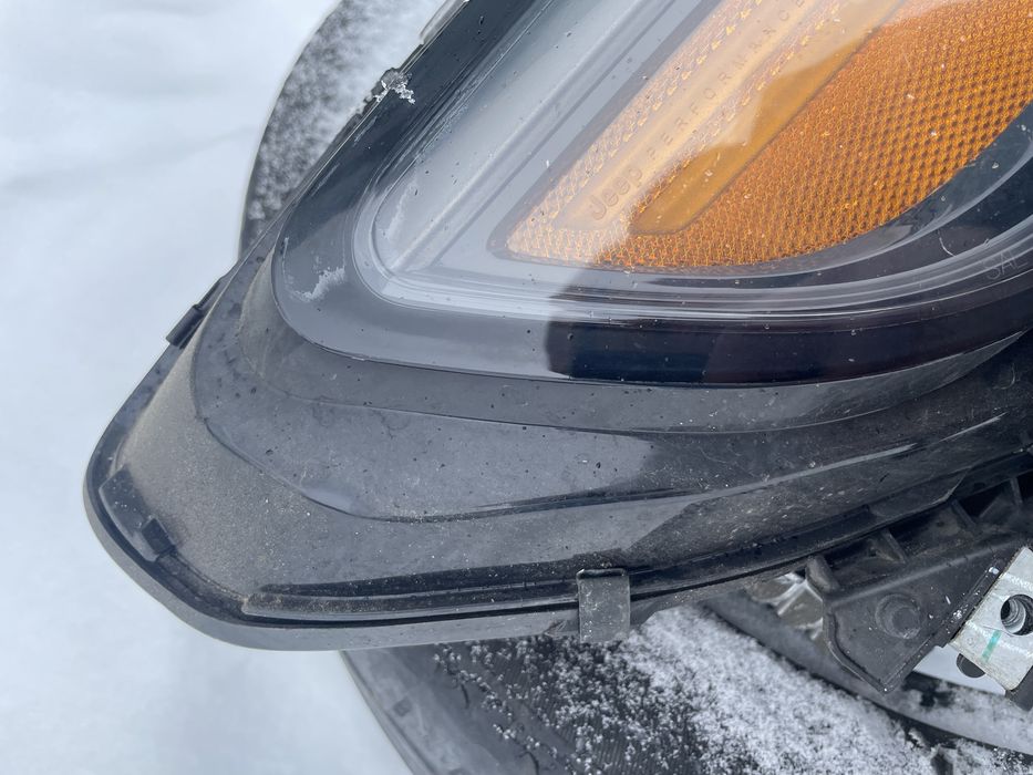 Фара права jeep cherokee 2018 2019 2020 2021 2021