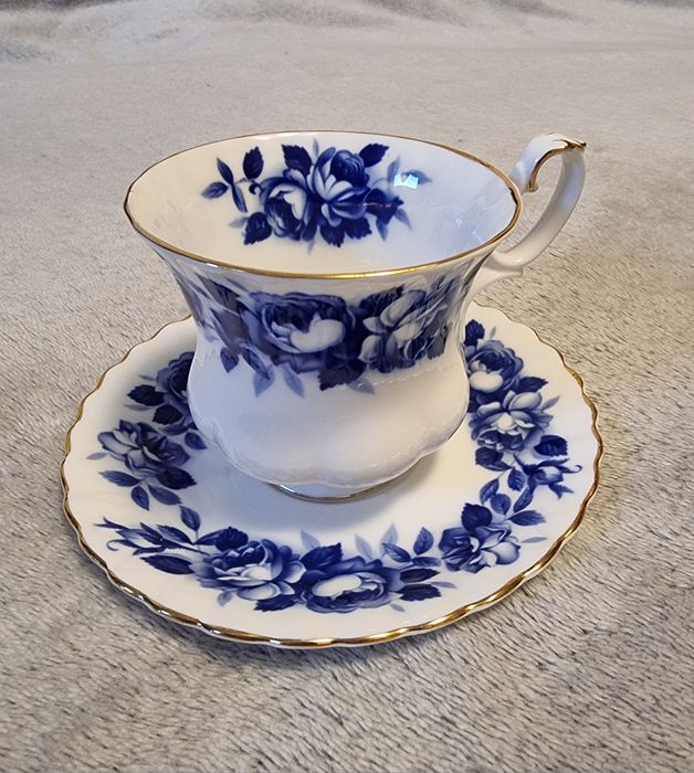 Чайна пара Royal Albert  Aristocrat