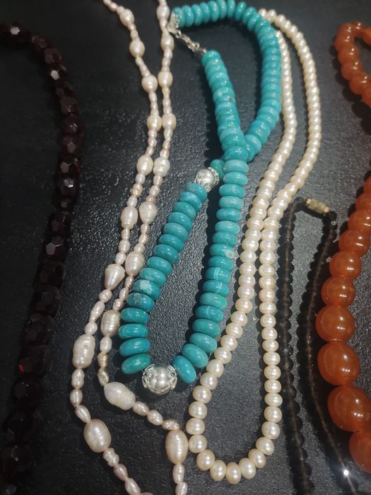 Бусы из натуральных камней в серебре