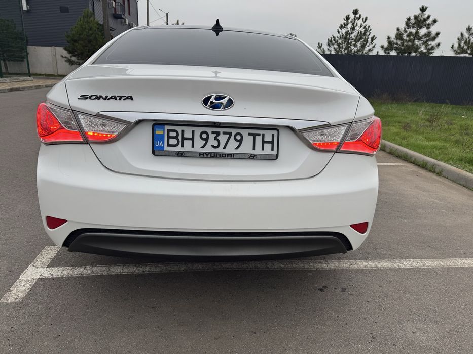 Продам Hyundai Sonata  Гібрід