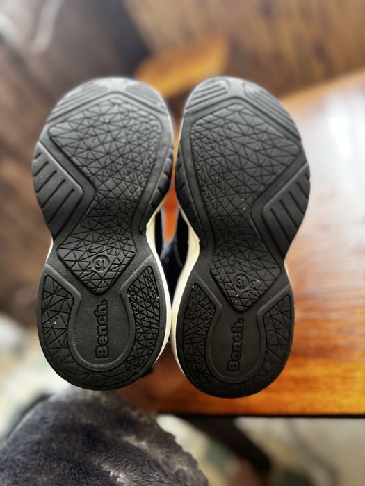 Демісезон фірми Bench