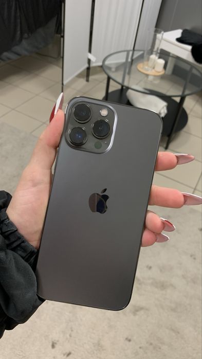 Iphone 13 Pro Max 256gb + 7 capas