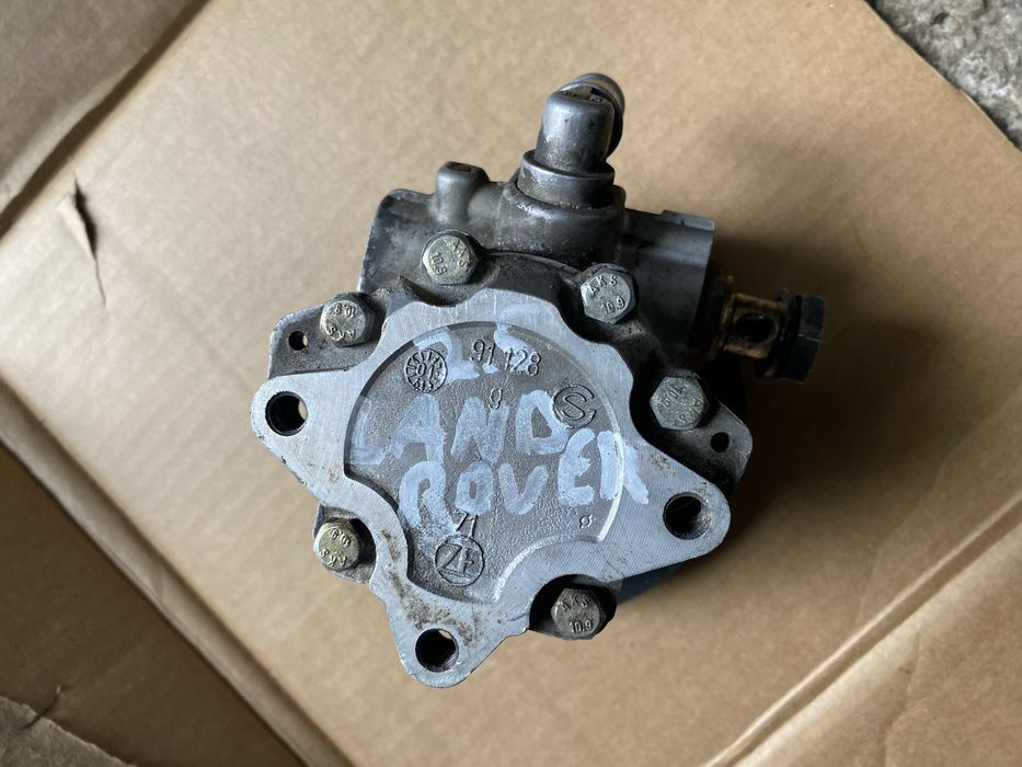 Land Rover Freelander 1 2.5 V6 pompa wspomagania