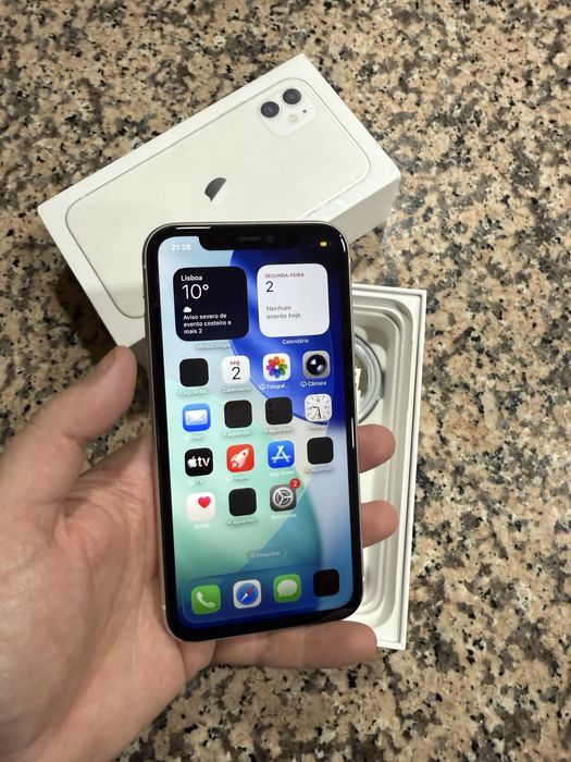 iPhone 11 Branco 64Gb